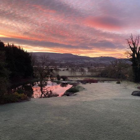 Cwmbach Lodge Luxury B&B Glasbury Dış mekan fotoğraf