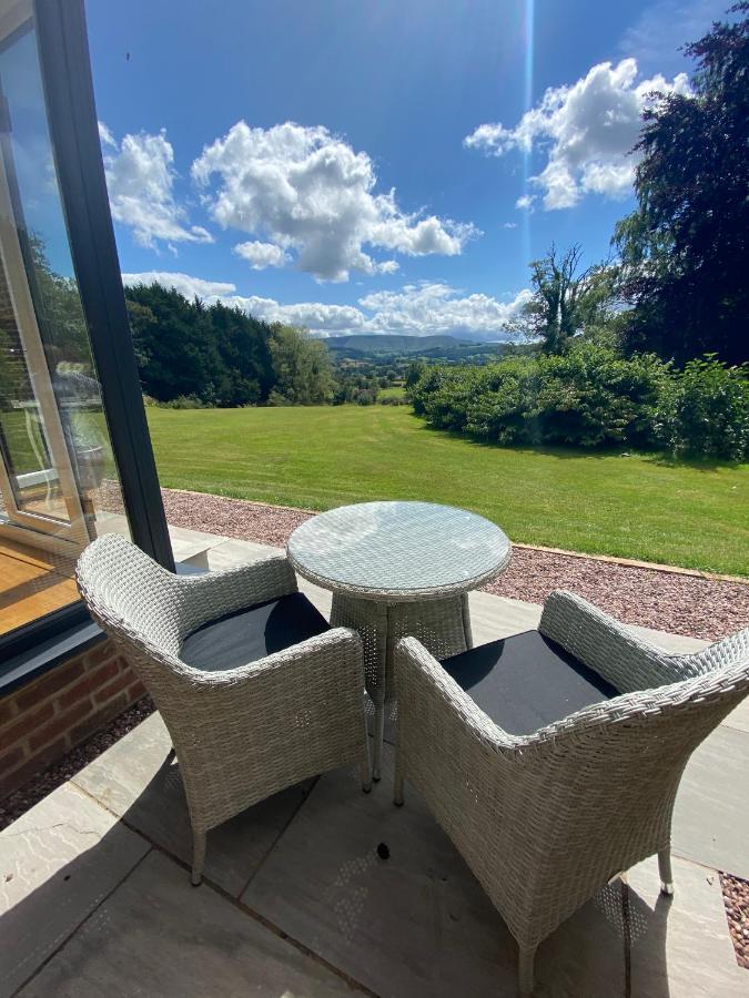 Cwmbach Lodge Luxury B&B Glasbury Dış mekan fotoğraf